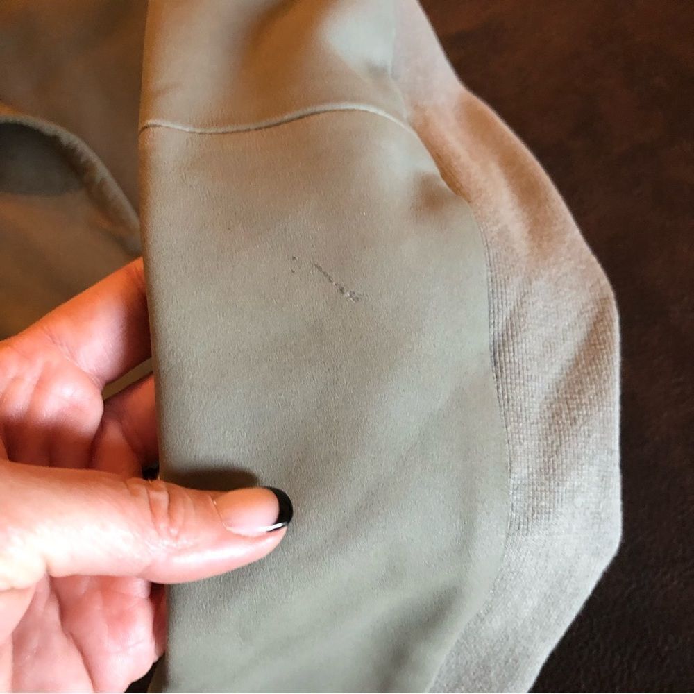 Lamarque Crop Leather Jacket - Picture 16 of 16
